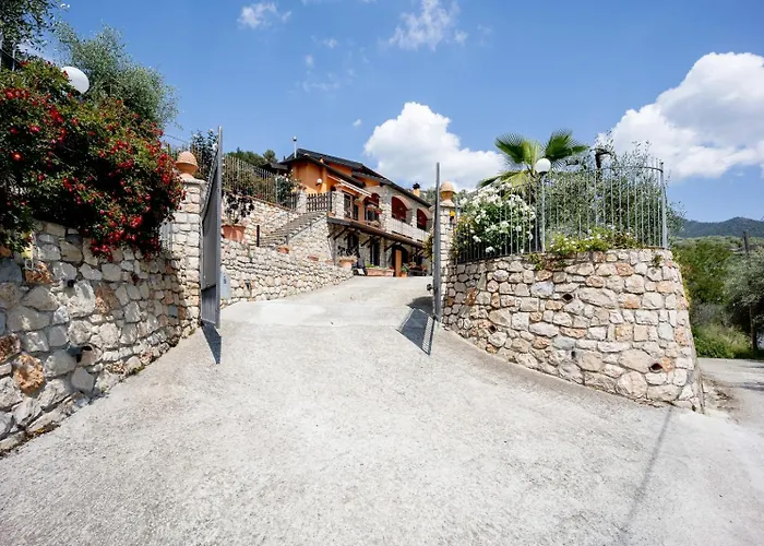 La Taverna Tra Gli Ulivi